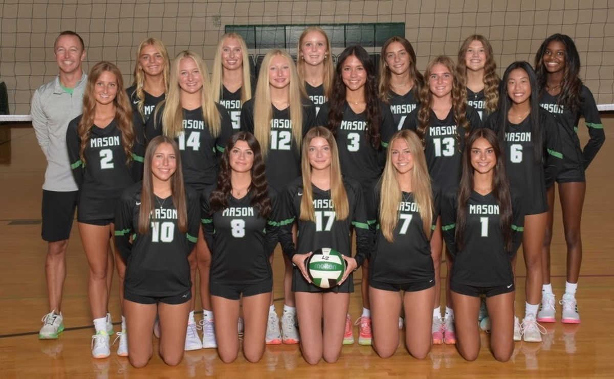 The Mason Varsity Girls Volleyball Team has been honored as this week’s El Caporal Team of the Week, recognizing their outstanding performance on the court.